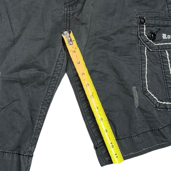 Rock Revival Mens Classic Cargo Shorts Gray Heavy White Stitch Distressed 32 23 - Picture 8 of 16